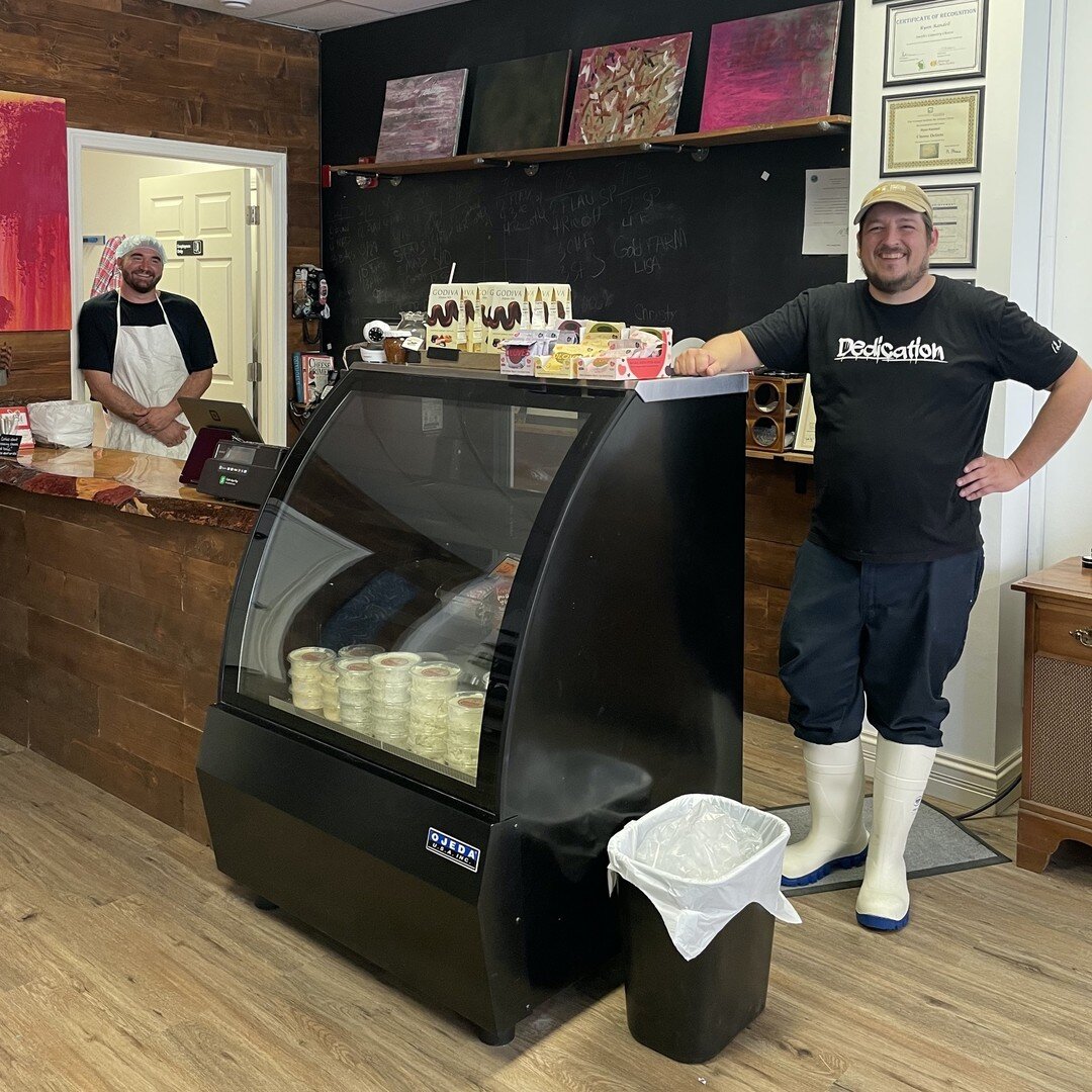 Vendor Spotlight: @fromagerie_madeline 

Fromagerie Madeline is a family-owned and operated creamery and cheese shop located in downtown Leominster, Massachusetts. They make award-winning world-class, fresh cheese with no preservatives.
 
Try their c